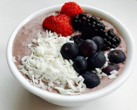Sweet & Spicy Triple Berry Smoothie Bowl