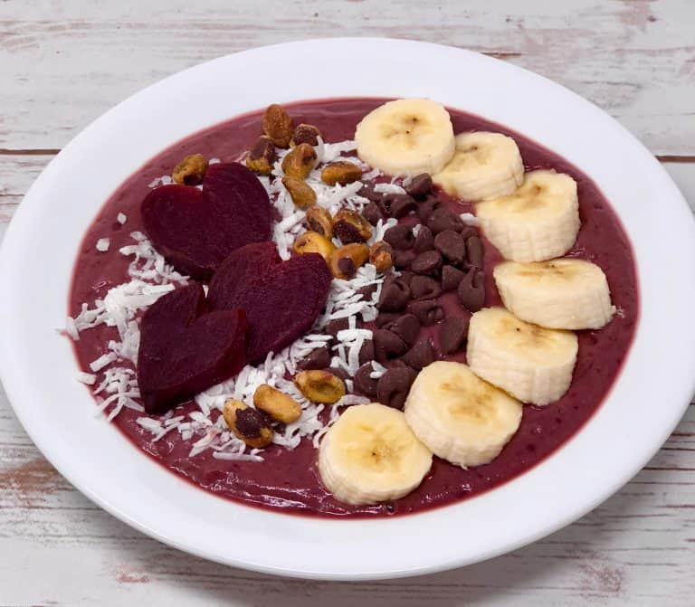 Red Velvet Beet Smoothie Bowl