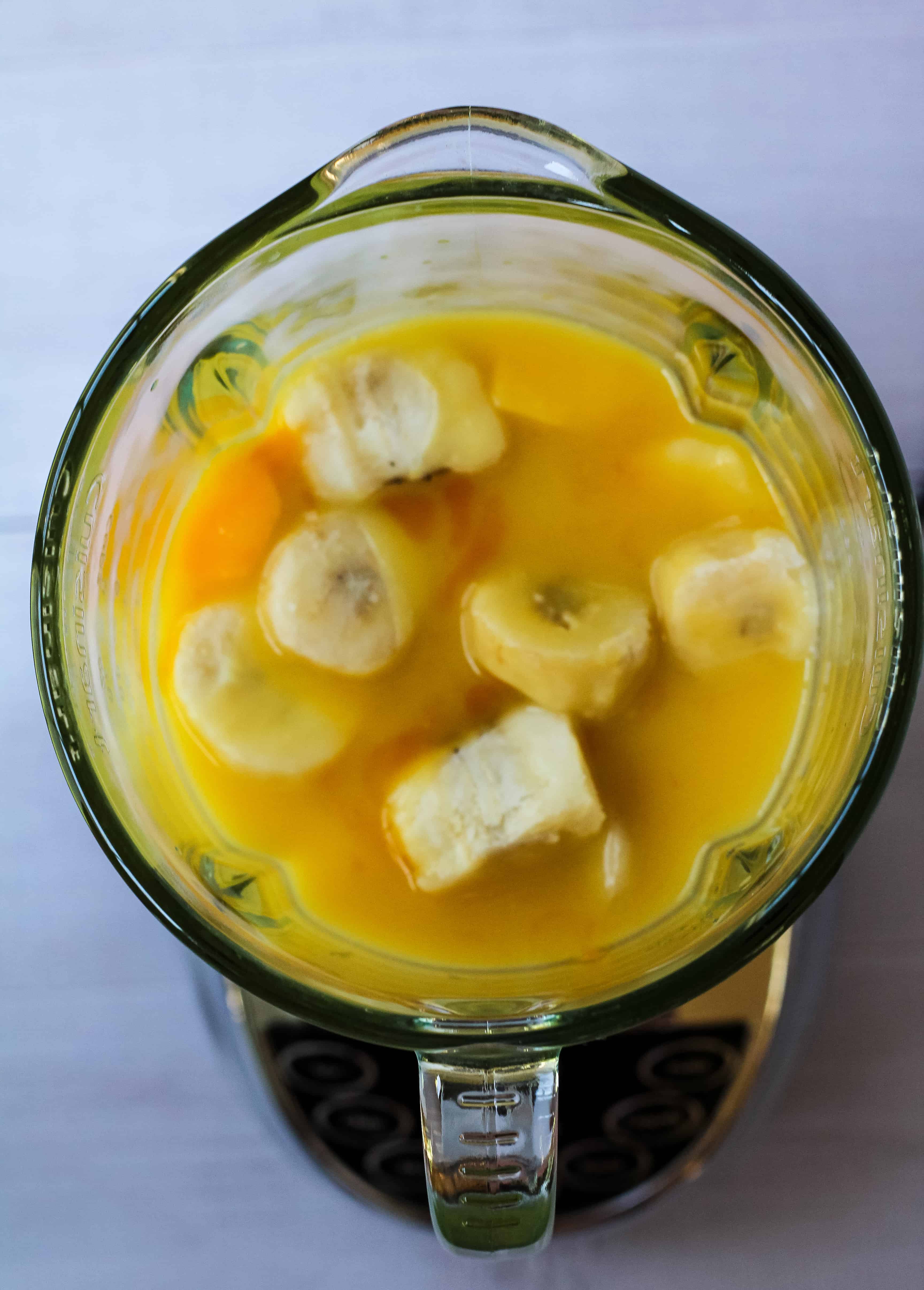 pumpkin smoothie in blender