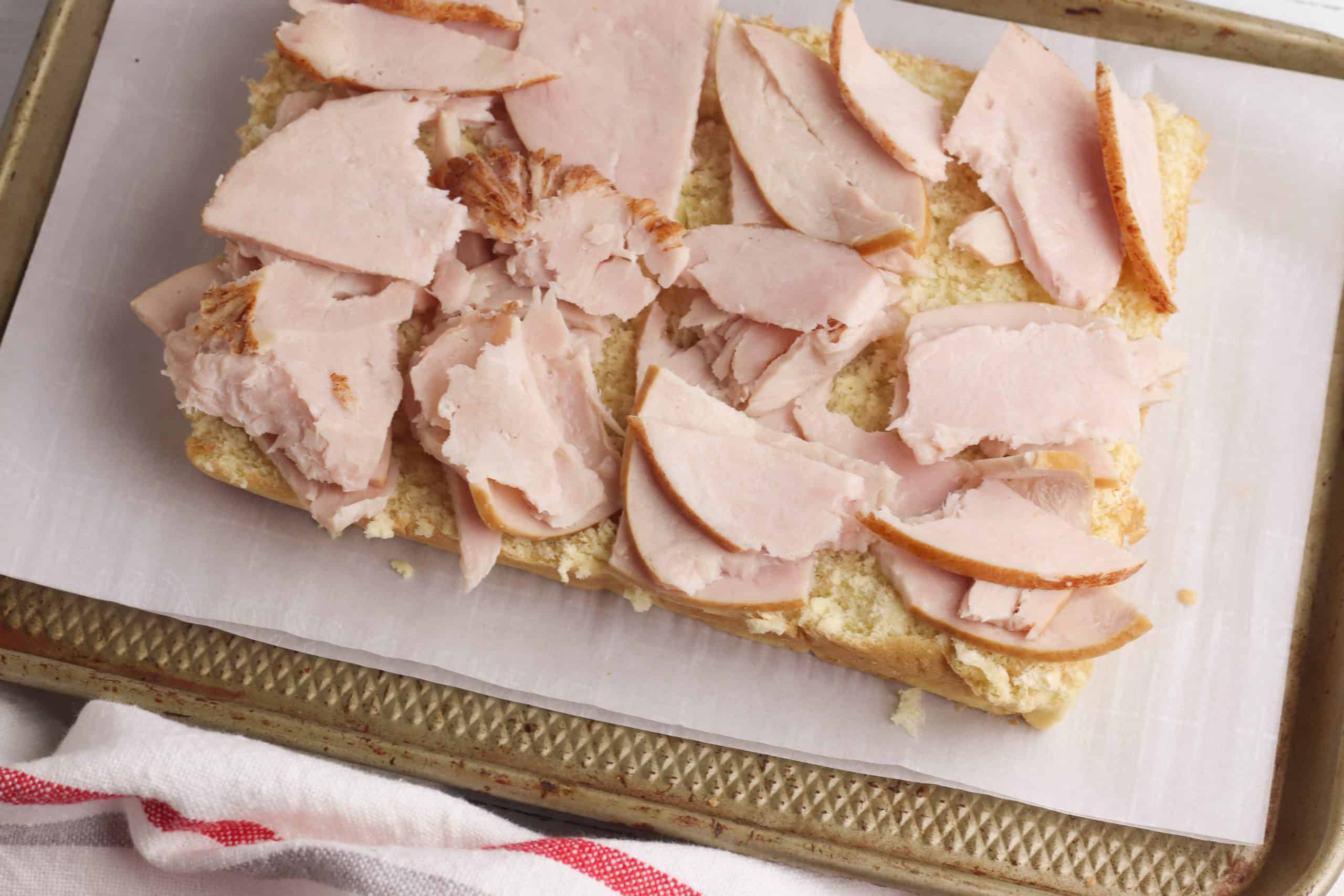 Hawaiian rolls with sliced turkey