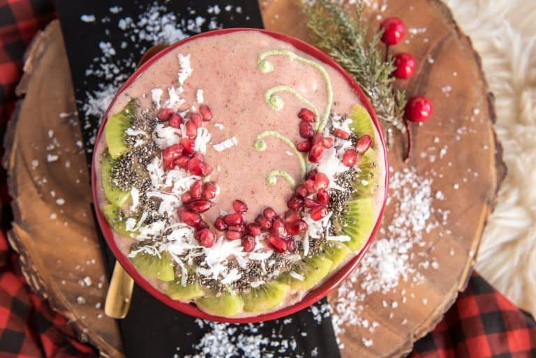 Strawberry Banana Smoothie Bowl