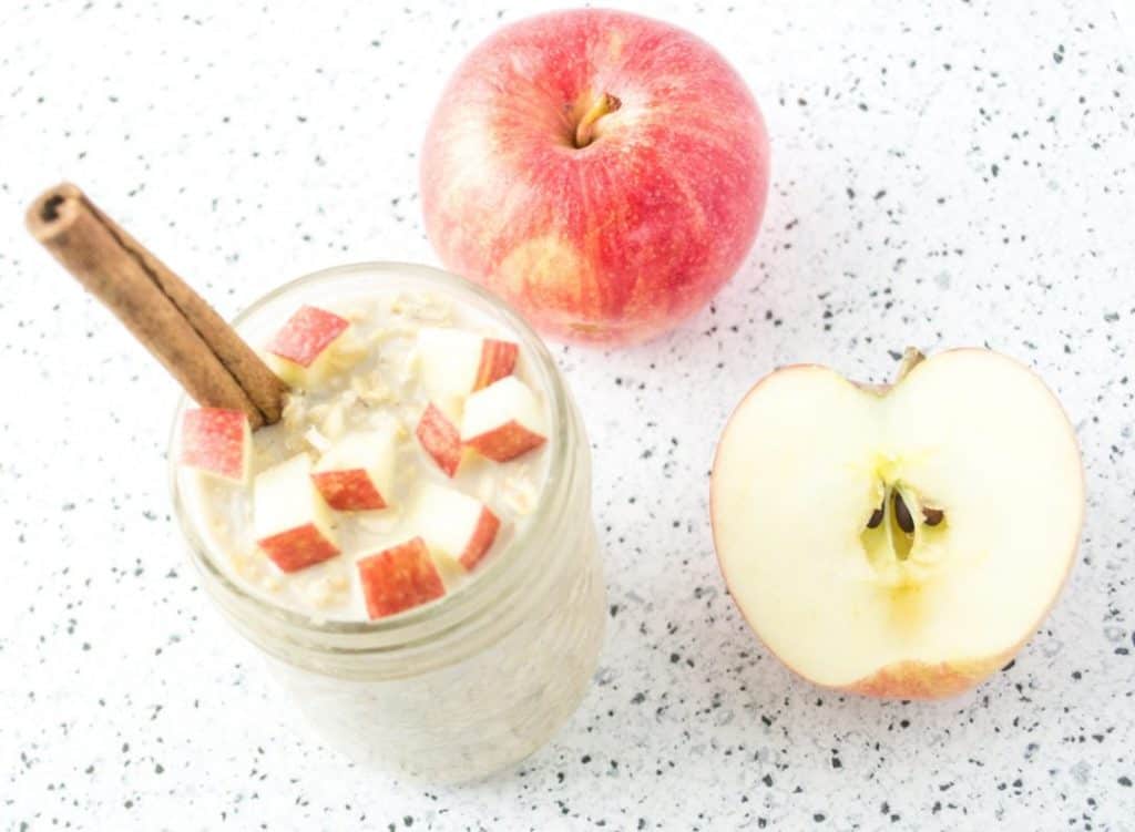 Meal Prep Apple Pie Overnight Oats
