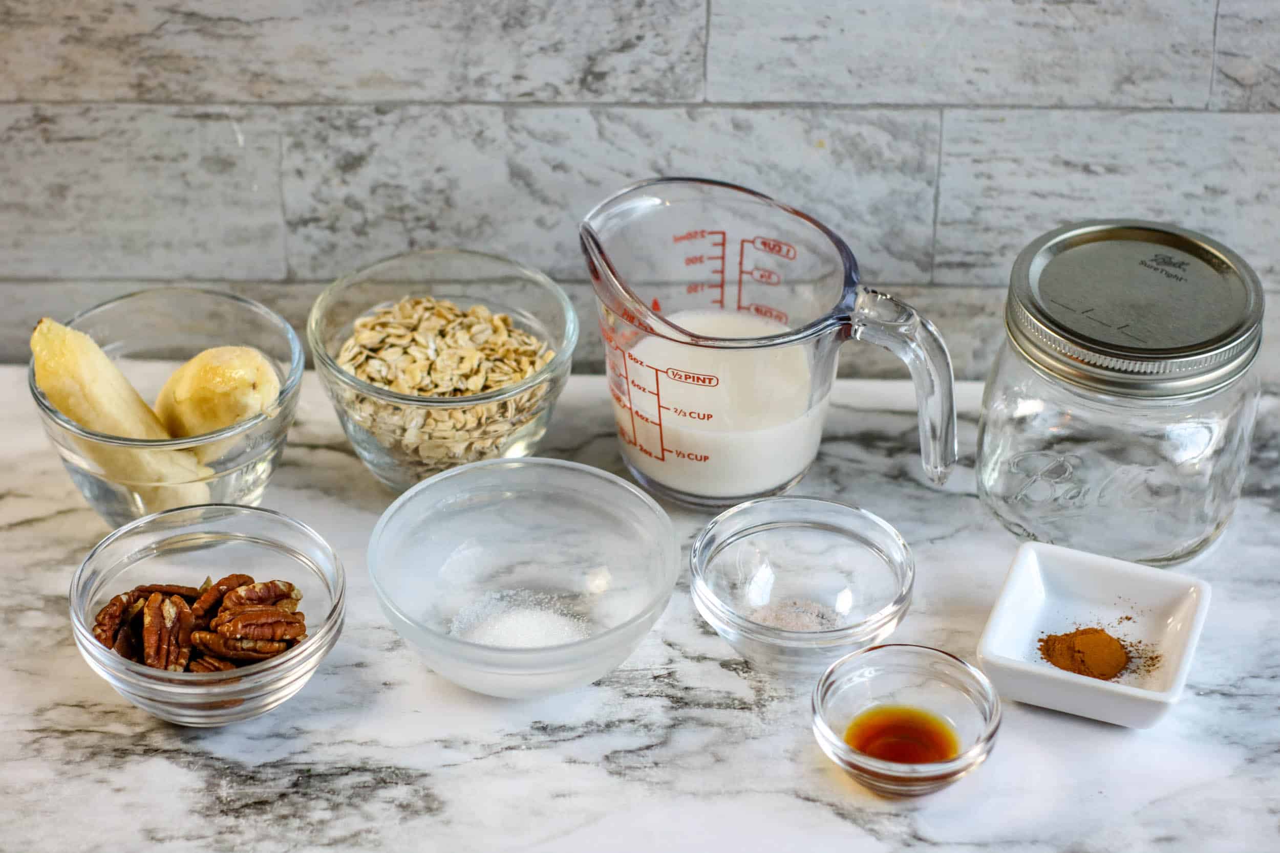 Ingredients for overnight oats