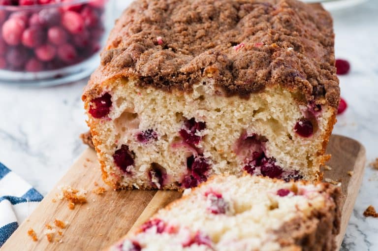 Easy Cranberry Coffee Cake