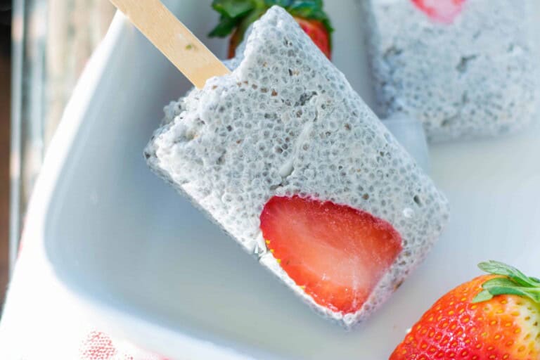 Coconut Cream Chia Pudding Popsicles