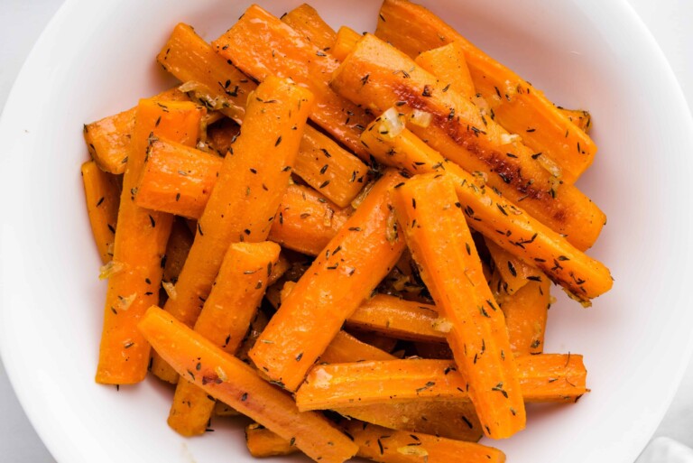 Oven Roasted Carrots with Onions and Thyme