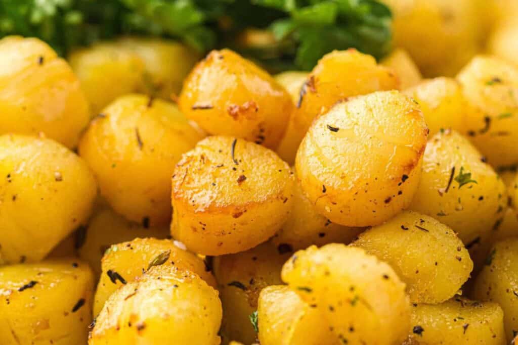 Scallops in an air fryer.