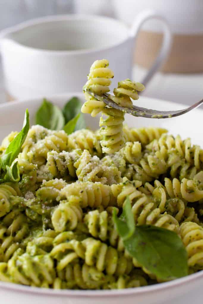 Fork with Avocado Pesto Pasta on it.