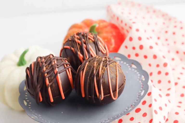 Pumpkin Spice Mocha Bombs