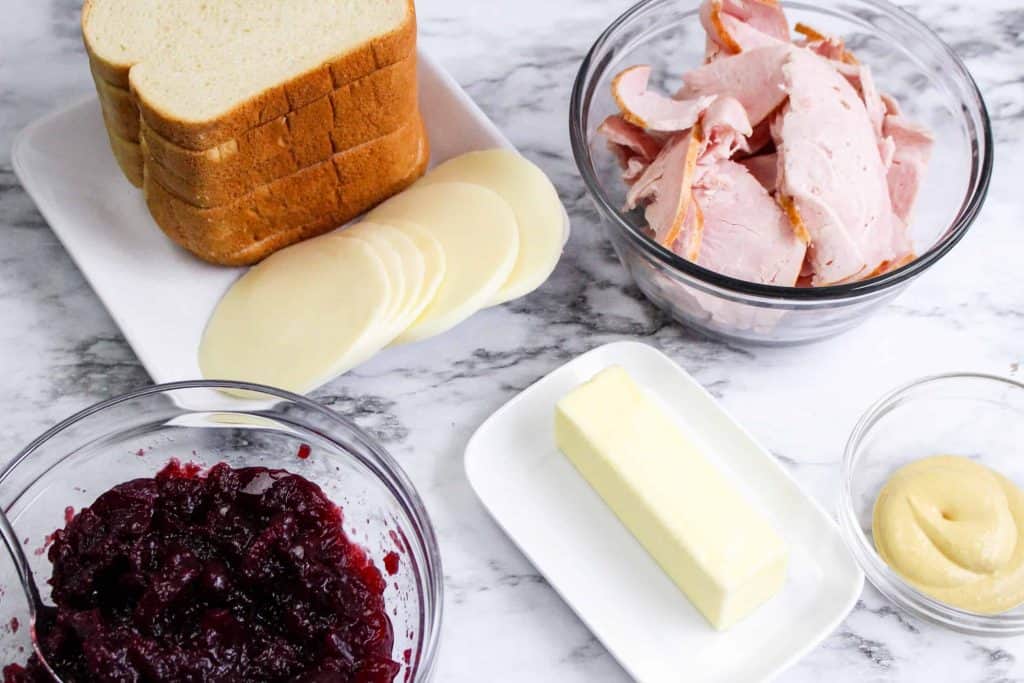 Ingredients for Turkey Sandwich with Cranberry.