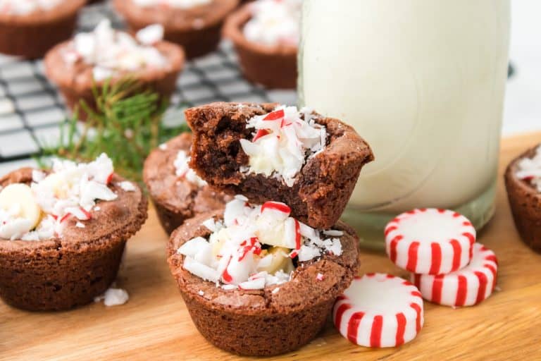 Easy to Make Peppermint Brownie Bites