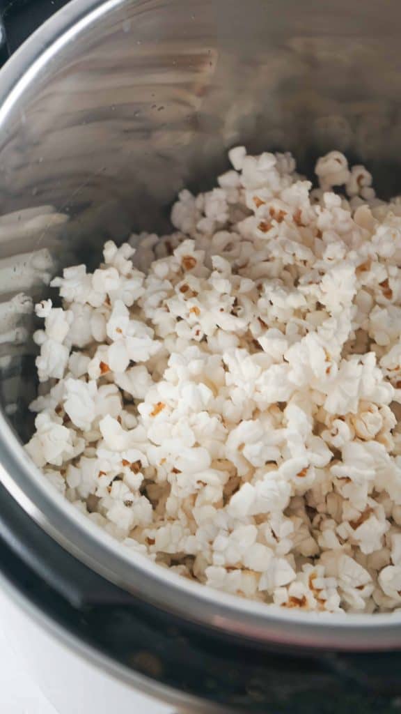 Popped popcorn in the Instant Pot.