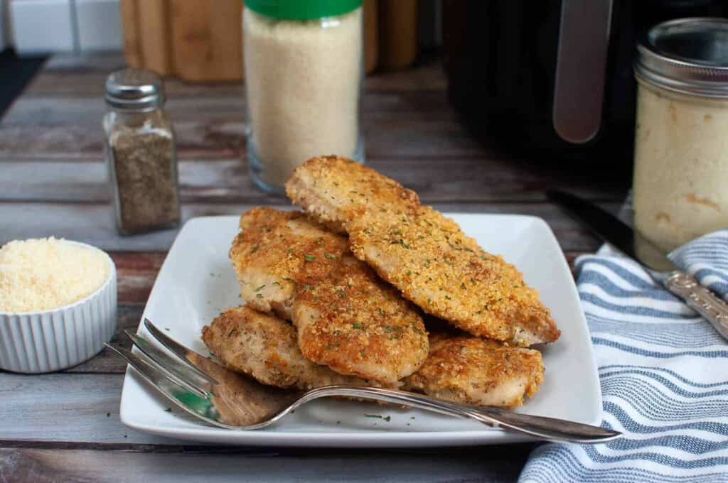 Air fryer parmesan mayonnaise crusted chicken.