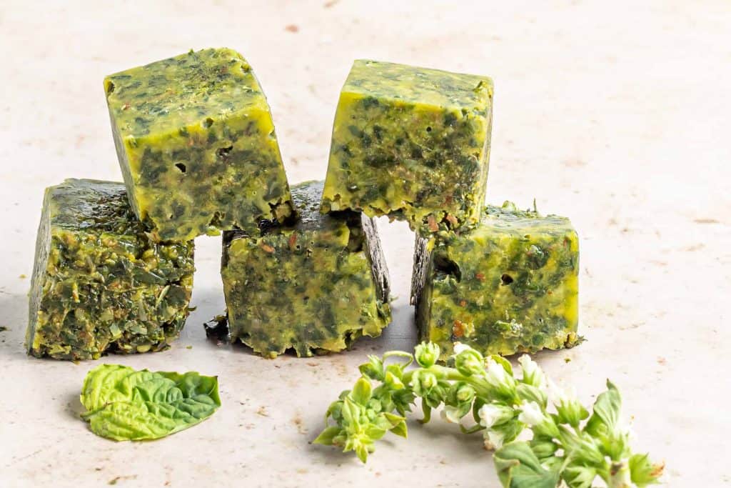 Head-on photo of pesto cubes