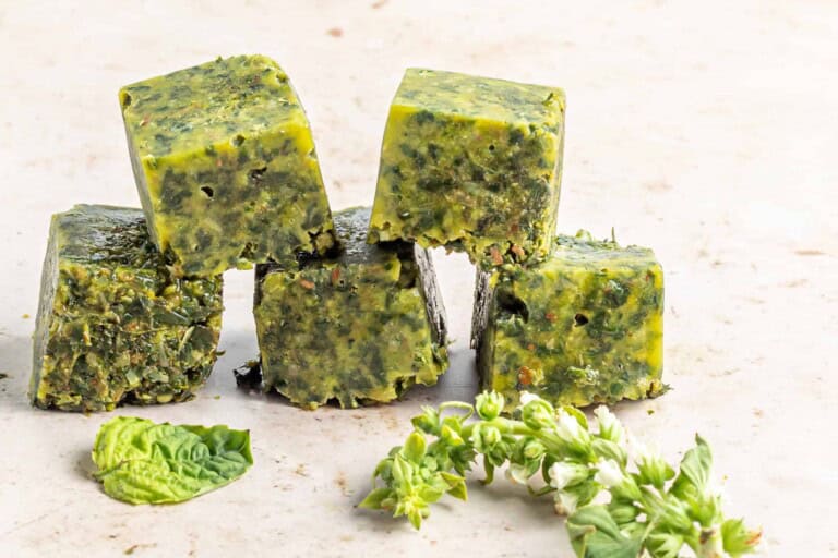Head-on photo of pesto cubes