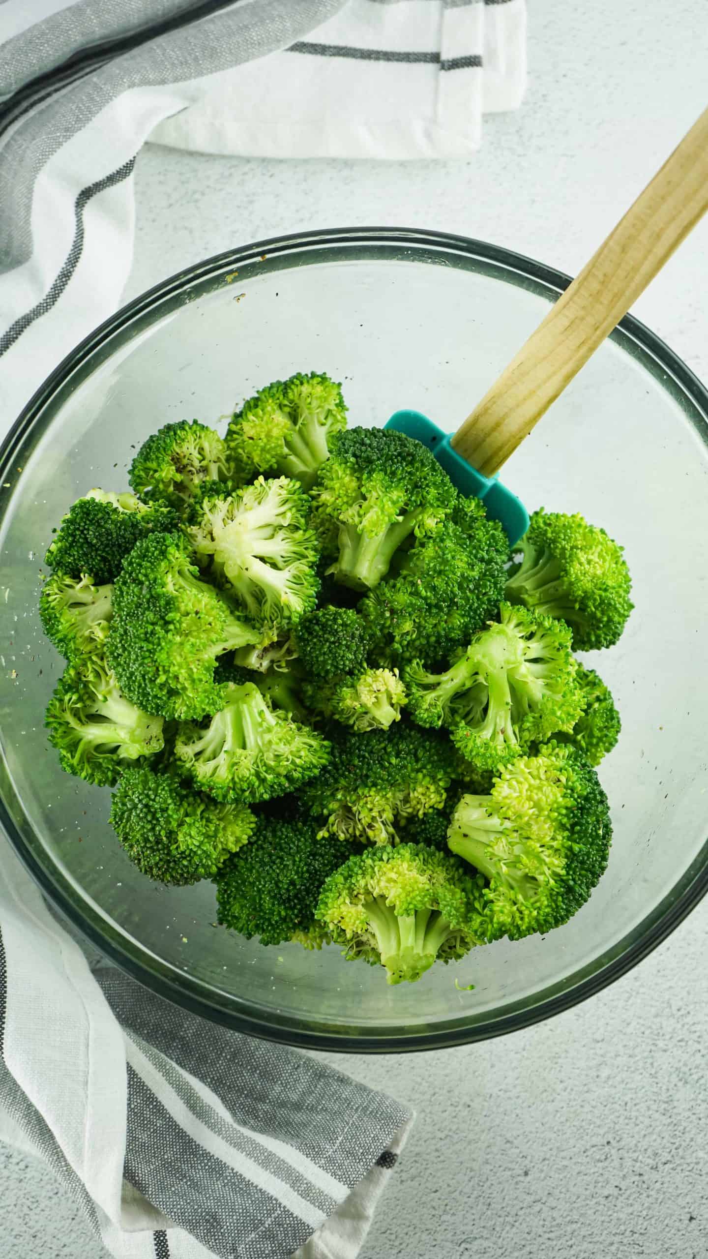 Glass bowl with broccoli