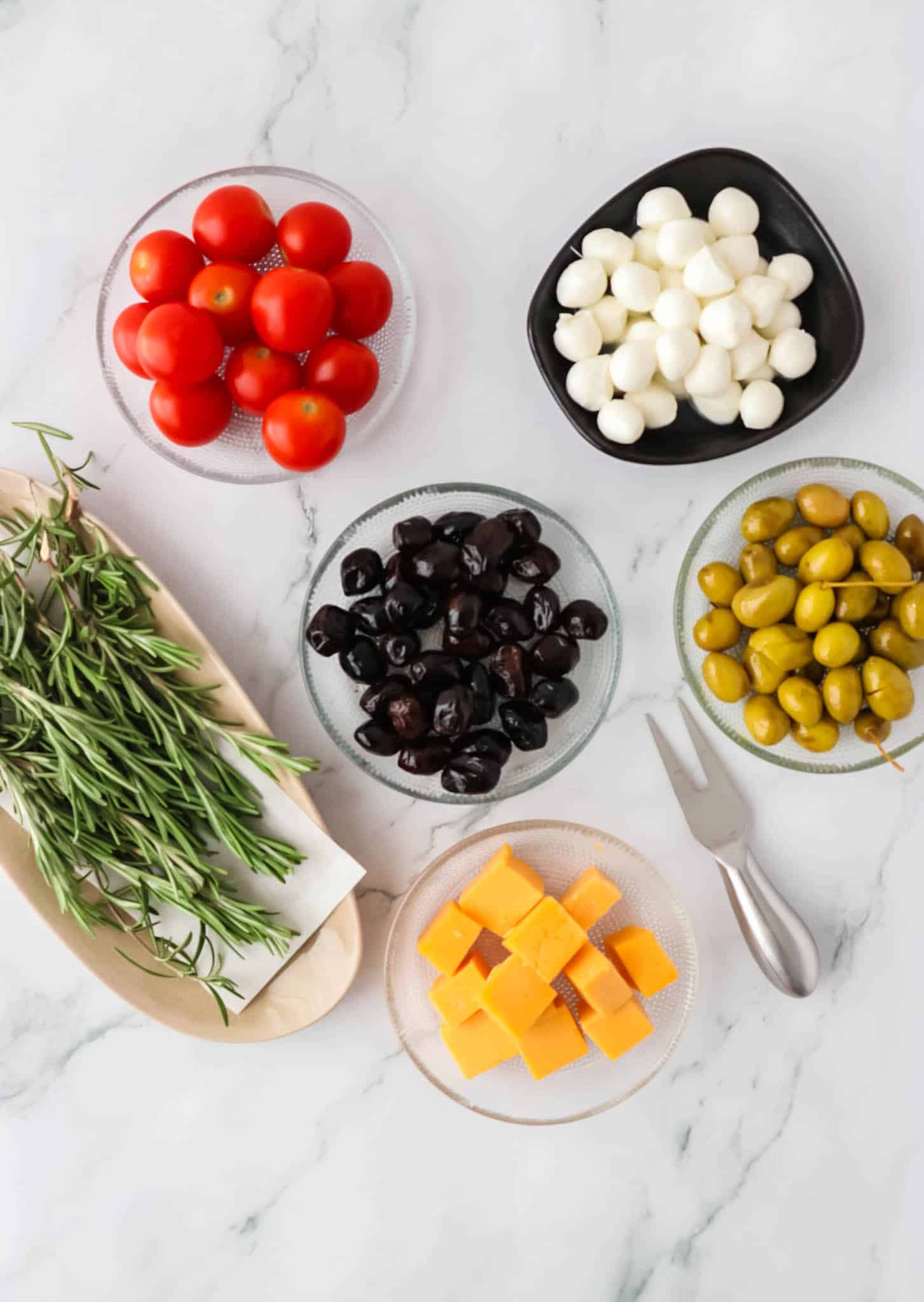 Ingredients for Charcuterie Wreath.