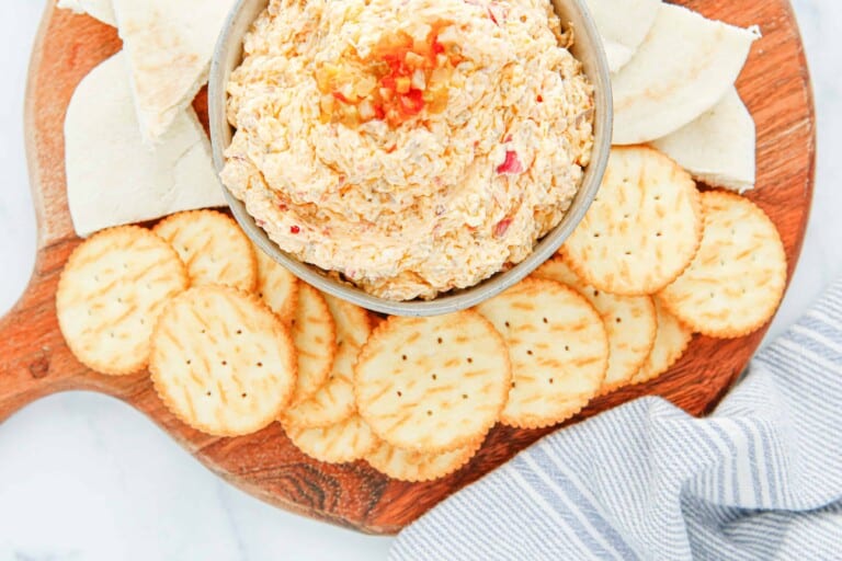 Giardeniera dip and crackers.