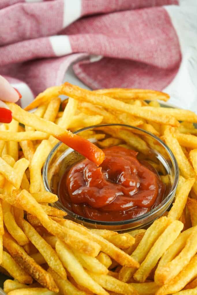 air fryer fries with ketchup