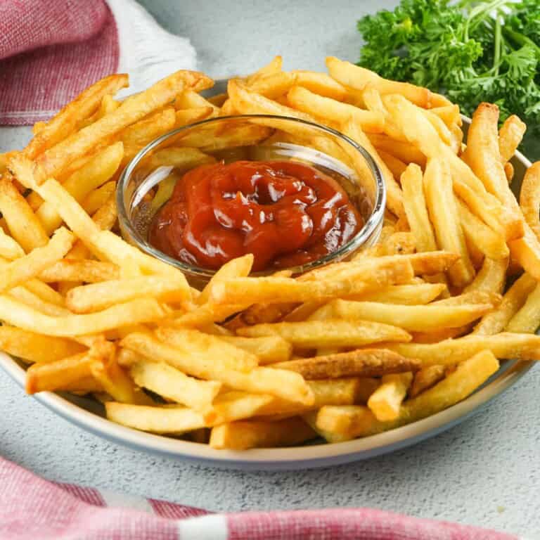 air fryer frozen French fries featured image