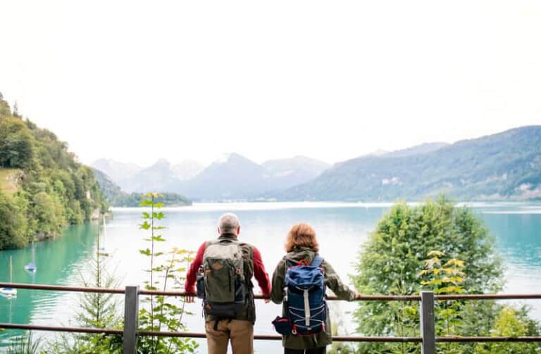How to Keep Your Aging Parents Healthy and Happy
