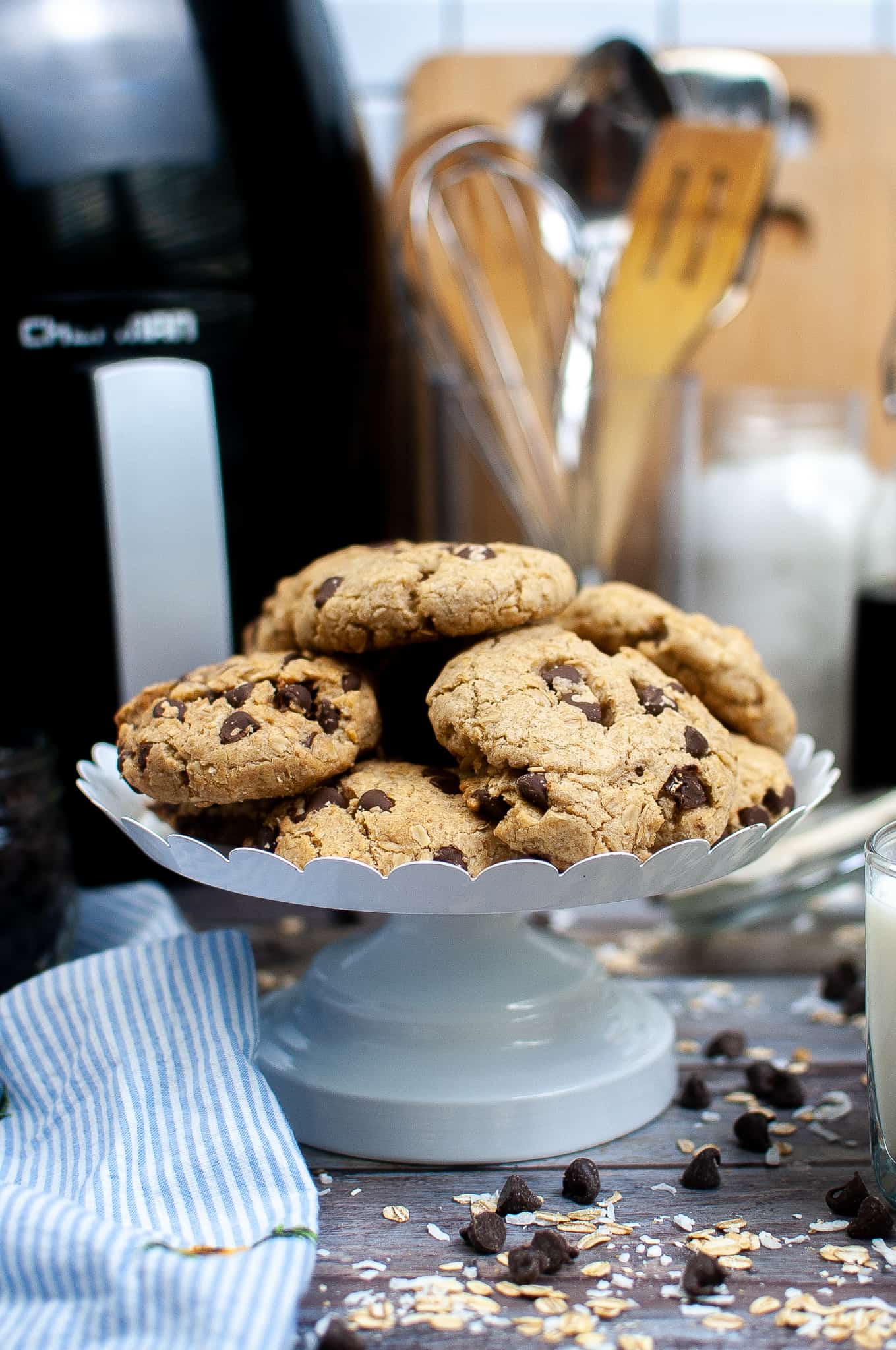 Headon view of oatmeal chocolate chip cookies.
