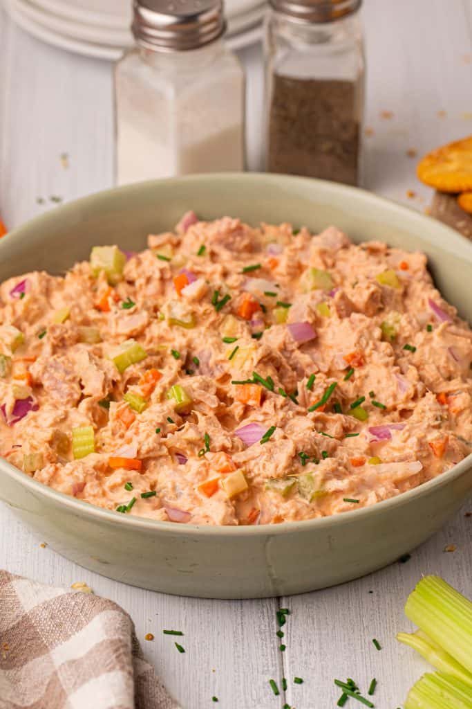 Bowl of Buffalo Tuna Salad in a gray ceramic bowl.