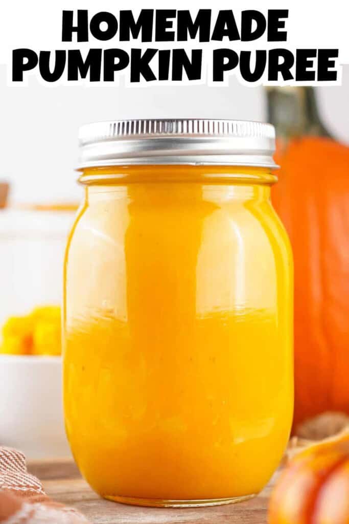 Homemade Pumpkin Puree in a Mason Jar. Pin for Pinterest.