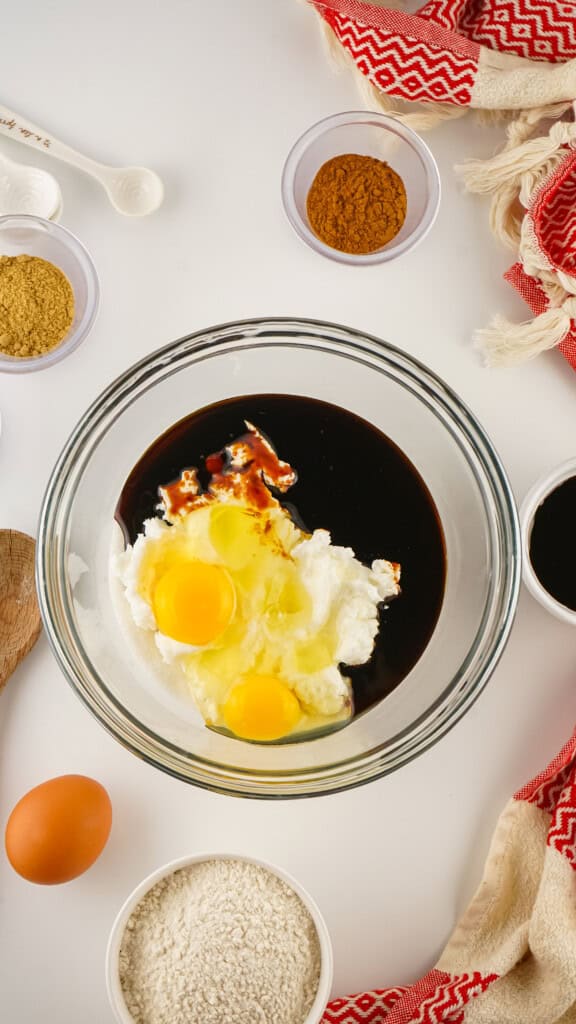 Overhead view of gingersnap cookies.