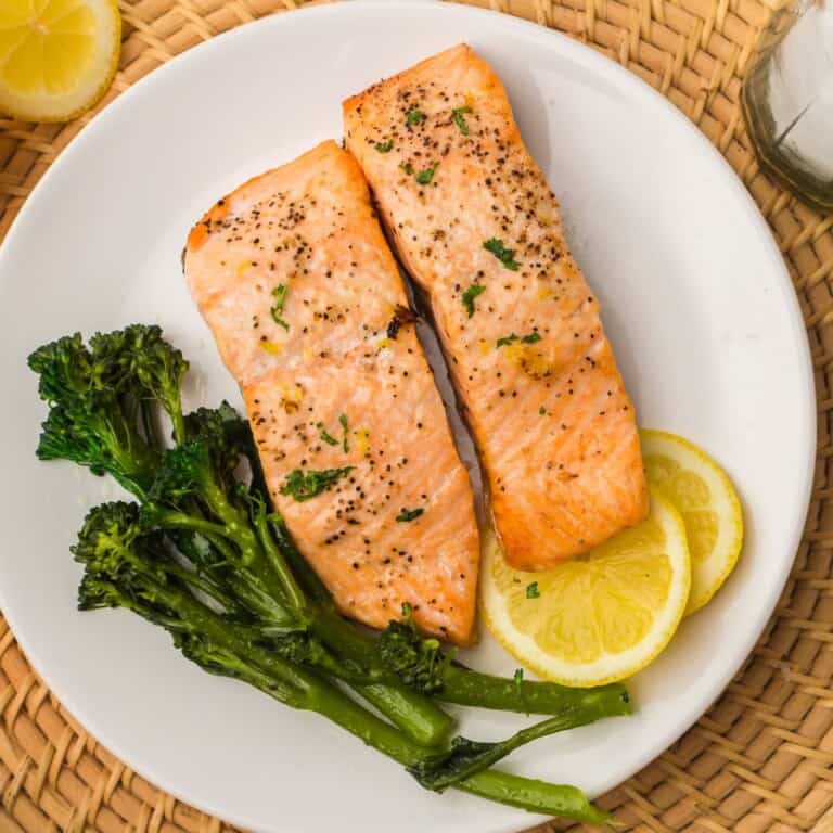 Salmon and broccolini.