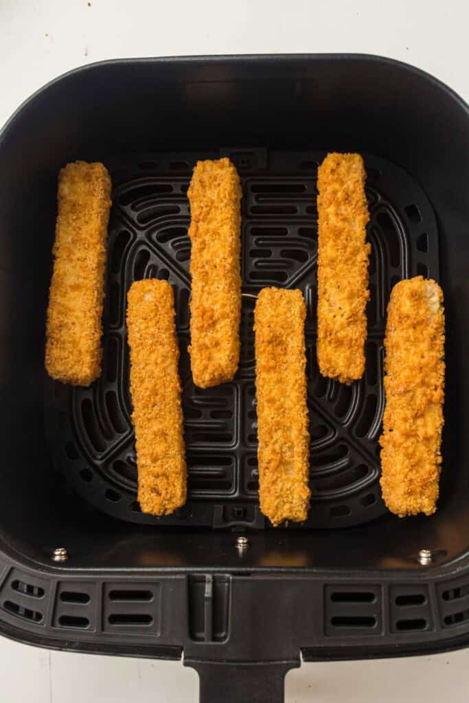 frozen fish sticks in the air fryer