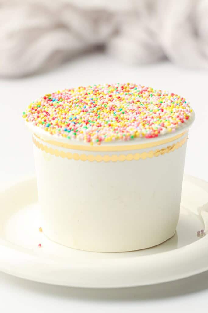Viral dot cakes on a lceramic saucer